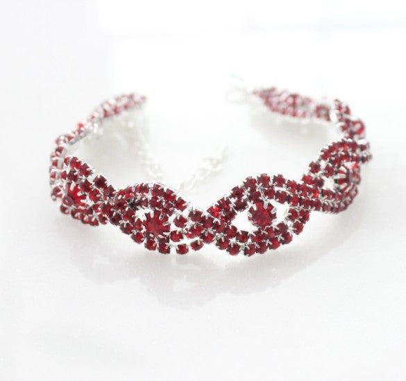 Wholesale Diamond Claw Chain Alloy Bracelets